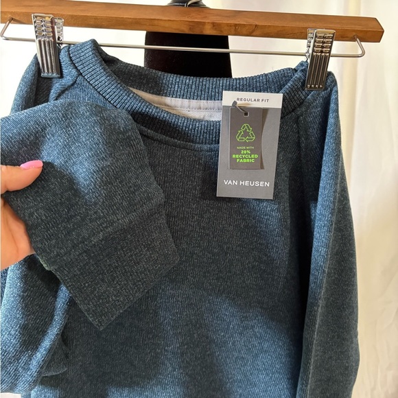 Van Heusen Teal Knit Sweater NWT‎ Size Medium - Picture 1 of 6